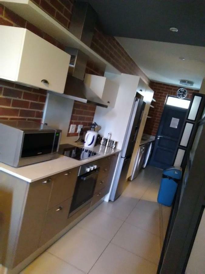 Rosebank Accommodation Johannesburg Eksteriør bilde